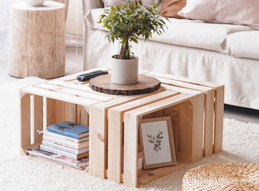 Vlastný nábytok z debničiek do obývačky