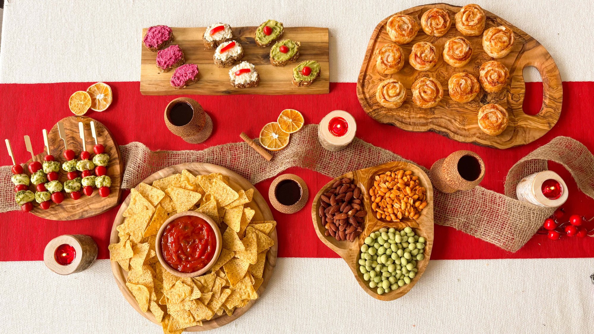 Silvestrovské pohostenie s dotykom dreva a prírody