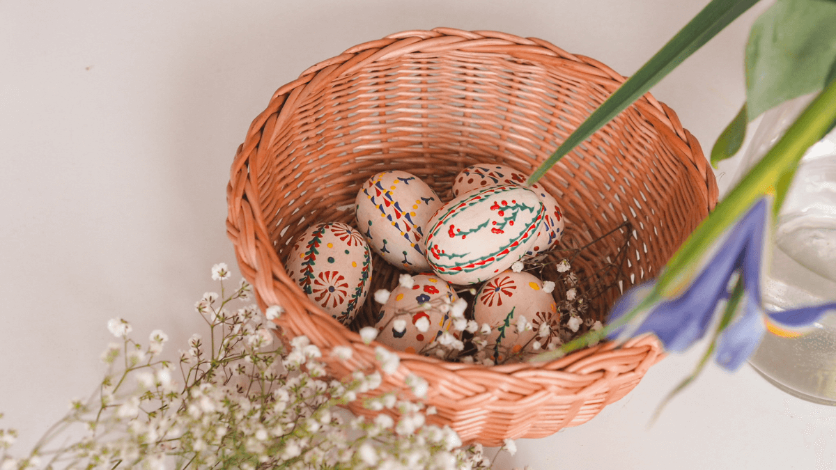 Zdobenie veľkonočných vajíčok: trendy a tradície
