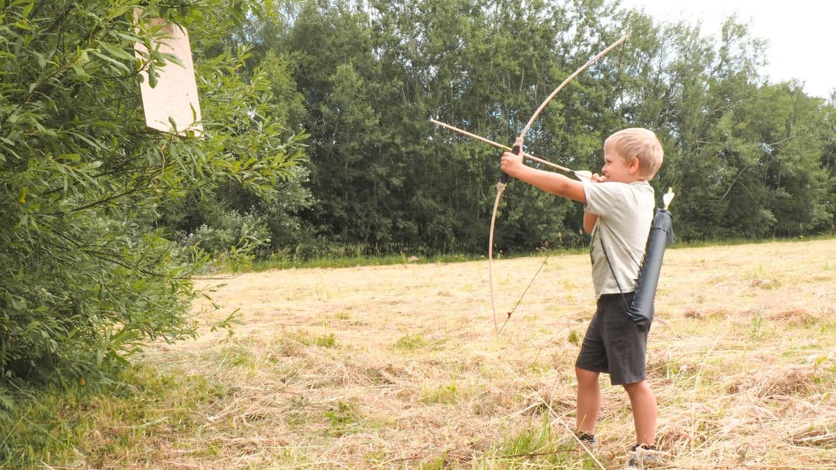 Ako zabaviť deti na chate? 20+ skvelých hier pre vonku i dovnútra