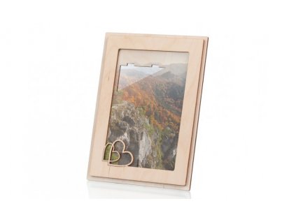 Drevený fotorámik so srdiečkami