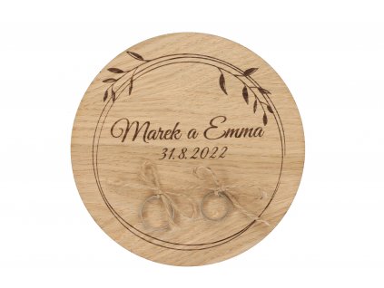 Drevená podložka na snubné prstene dub - jemný veniec